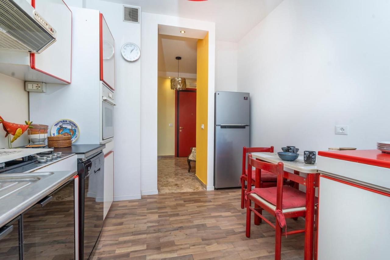 Lucilla Home - Apt Con Wifi Nel Cuore Di אודינה מראה חיצוני תמונה